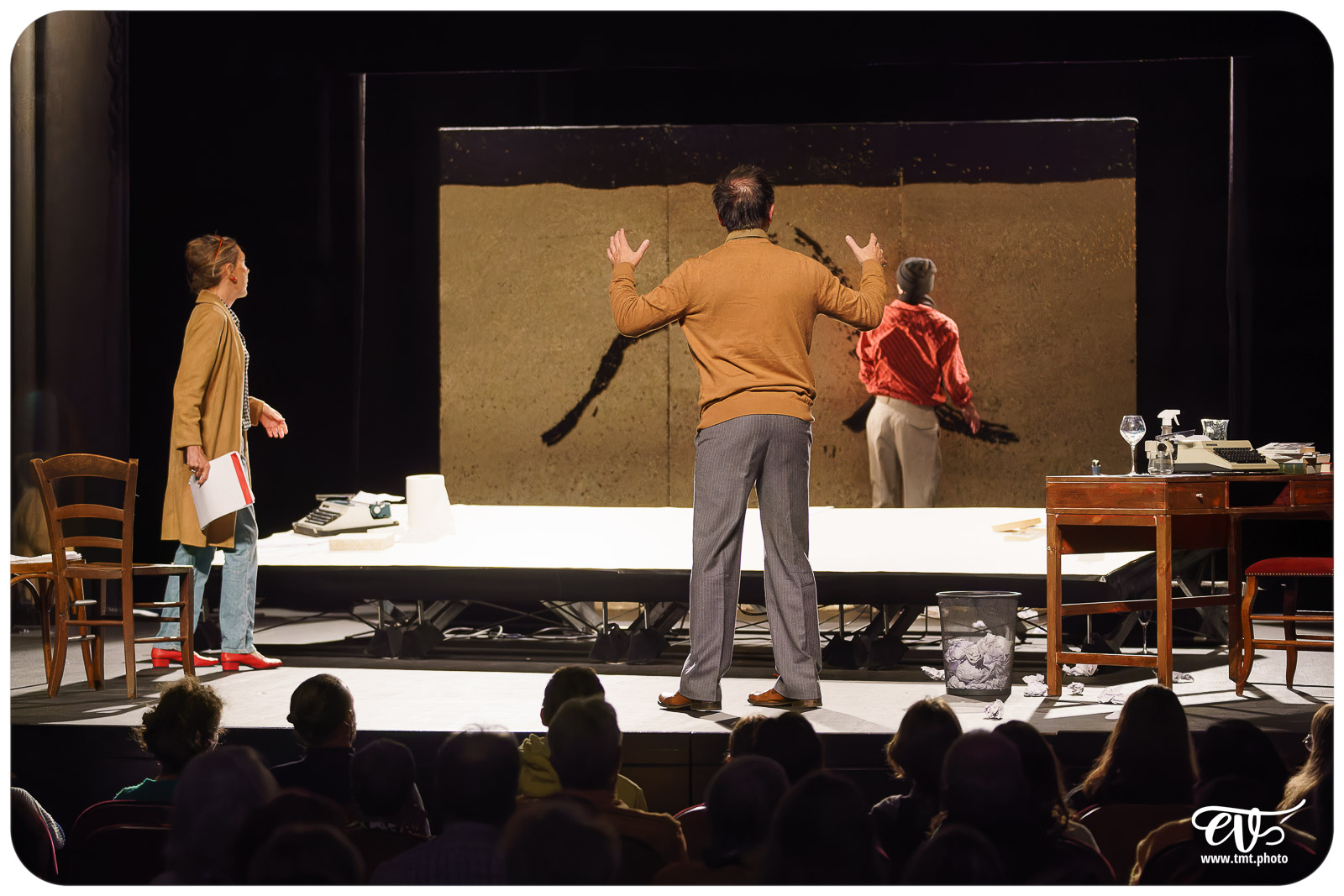 HISTOIRE D'AMOUR (DERNIERS CHAPÎTRES) - CIE LE TALON ROUGE